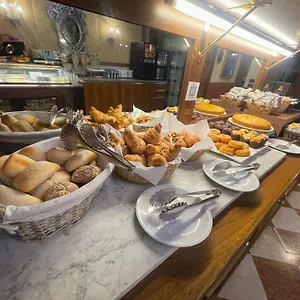 *** Hotel Fontana Italy